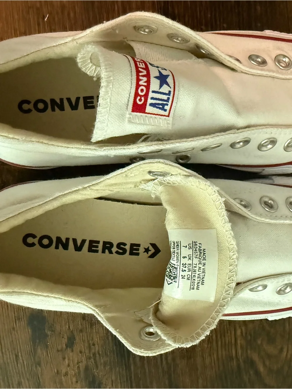 Converse White Slip-On Low Top Sneakers with Red & Navy Trim - Picture 5 of 5